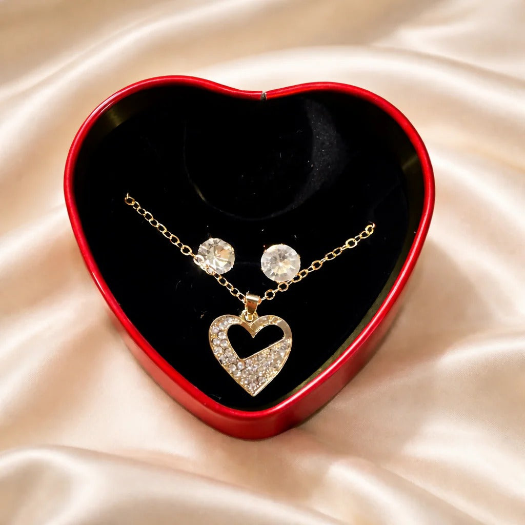 Heart Pendant Necklace Gift Set