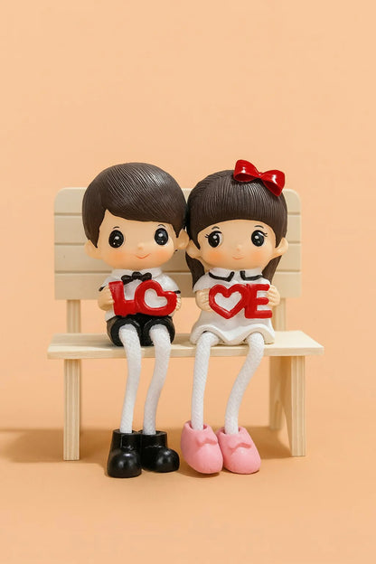 Cute Romantic Couple Resin Doll